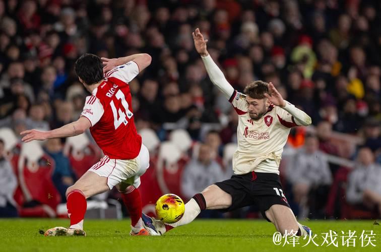 英超-双方屡失破门良机 阿森纳主场战平利物浦 英超-双方屡失破门良机 阿森纳主场战平利物浦