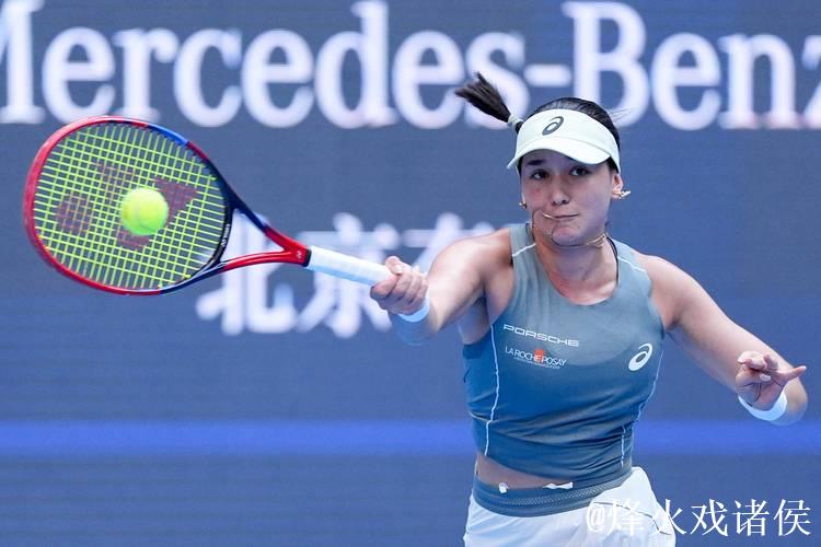 高芙2-1逆转本西奇豪取中网九连胜 晋级女单八强 高芙2-1逆转本西奇豪取中网九连胜 晋级女单八强