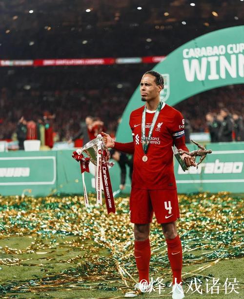 欧冠-范戴克离谱失误 利物浦主场输给埃因霍温 欧冠-范戴克离谱失误 利物浦主场输给埃因霍温