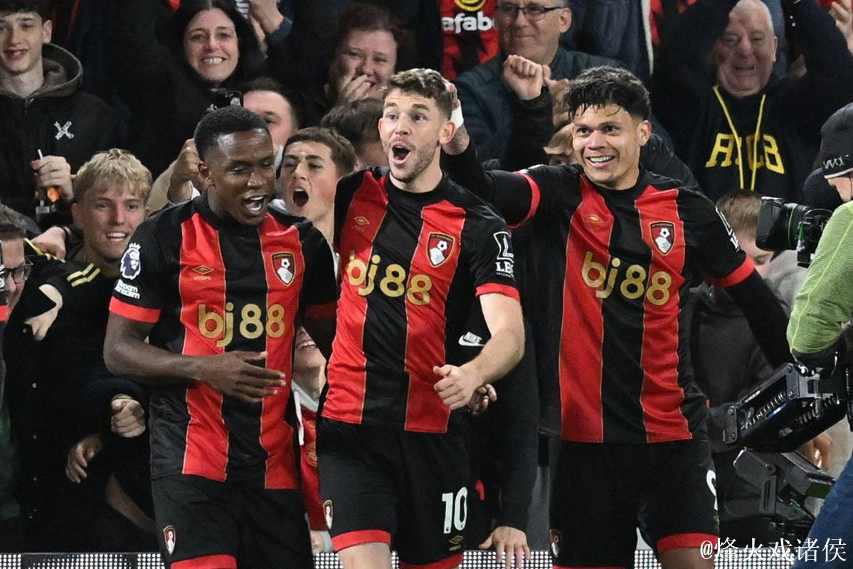 英超-赖斯双响 阿森纳3-2逆转伯恩茅斯迎联赛5连胜 英超-赖斯双响 阿森纳3-2逆转伯恩茅斯迎联赛5连胜