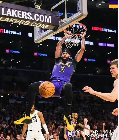 克内克特狂砍37分詹姆斯26+12 湖人击败爵士豪取6连胜 克内克特狂砍37分詹姆斯26+12 湖人击败爵士豪取6连胜